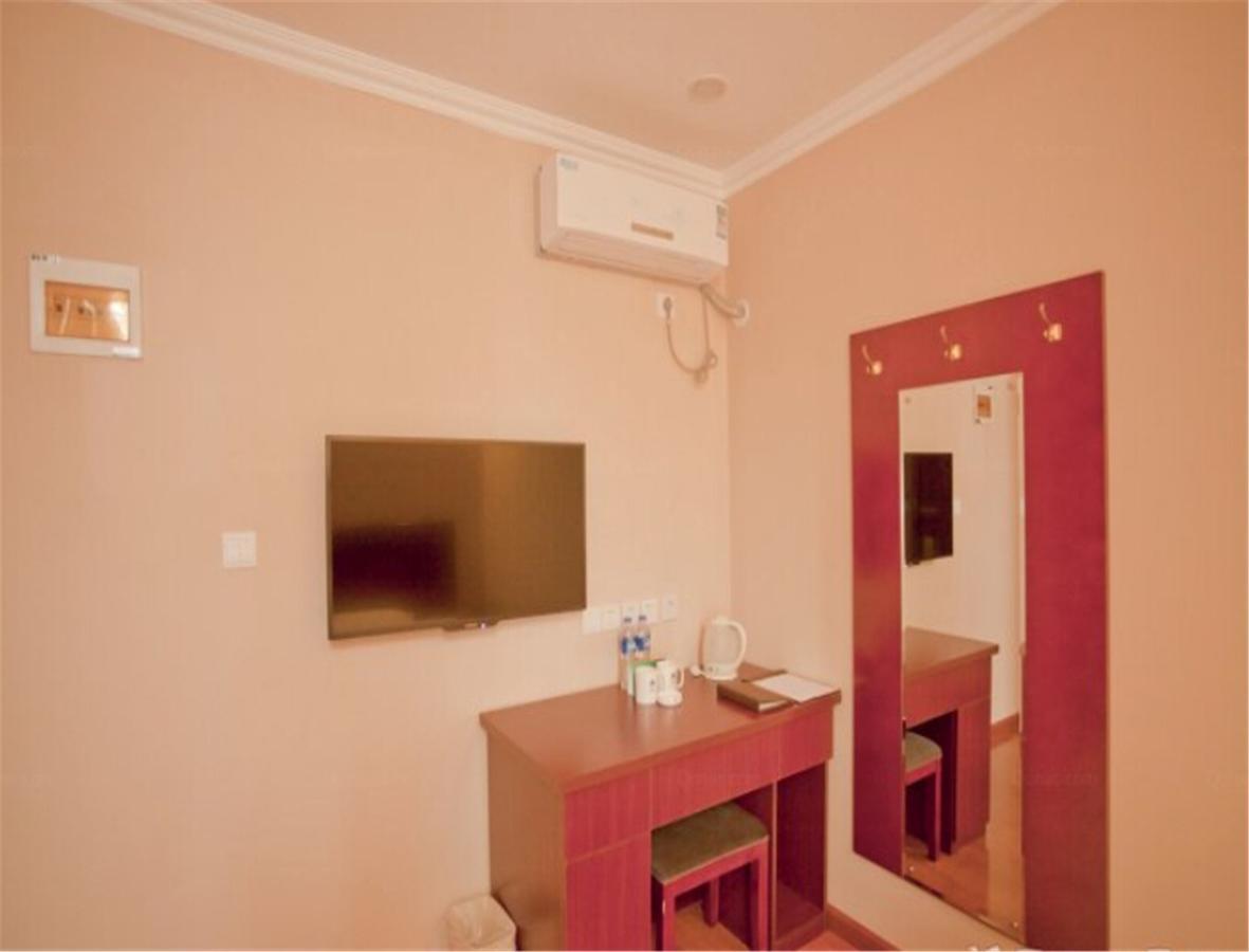 Greentree Inn Liaoning Dalian Railway Station South Shengli Square Express Hotel Exterior photo
